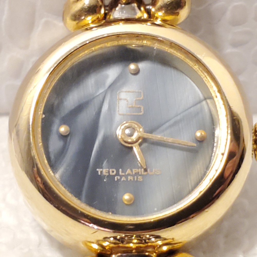 Vintage Ted Lapidus Paris Womens 18K Gold Plated Watch Mother Pearl Dial 1 Jewel